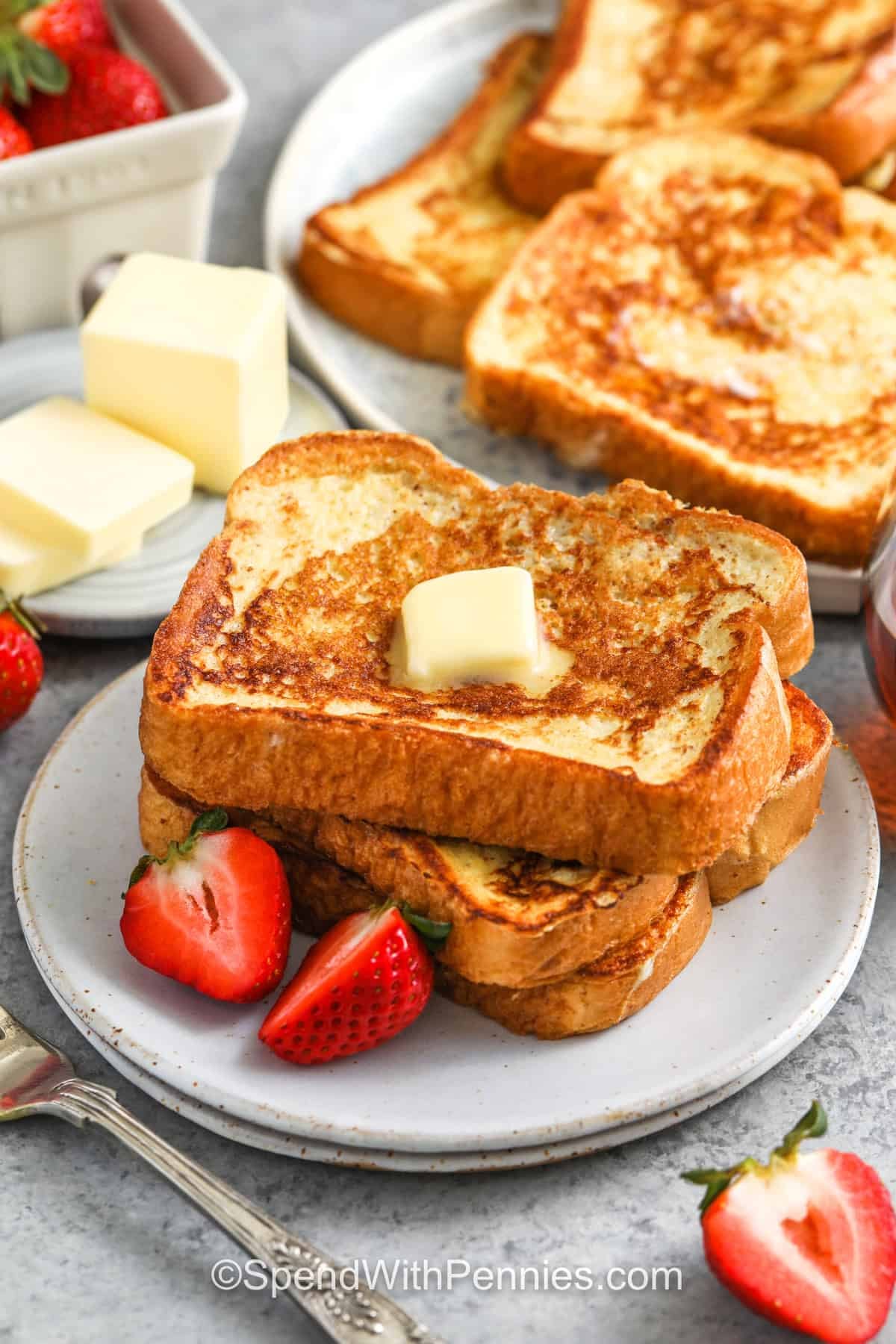 Easy French Toast: The Best Recipe & Bread for Brunch